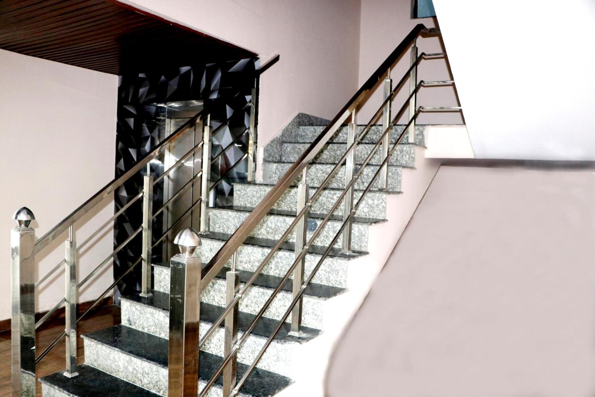 Hotel Blue Pine Haridwār Εξωτερικό φωτογραφία